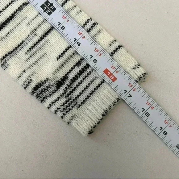 Ricki’s Tunic  Sweater Crew Neck High Low Split Hem Ivory Black Small - Picture 12 of 16